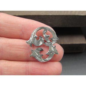 Sterling Silver Diamond Cut Fancy Floral Pattern Pin Brooch